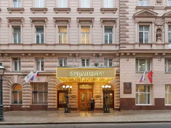 Какие здания встречаются в центре и на что смотреть при осмотре